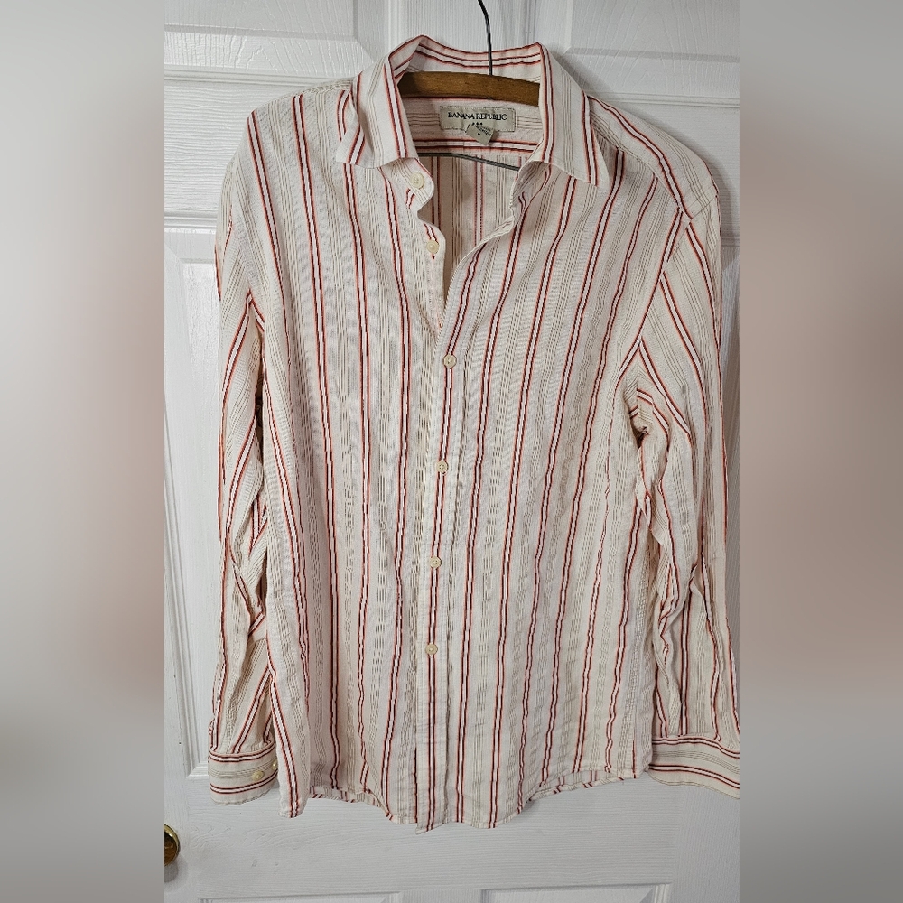 Banana Republic Button Down Shirt Size M